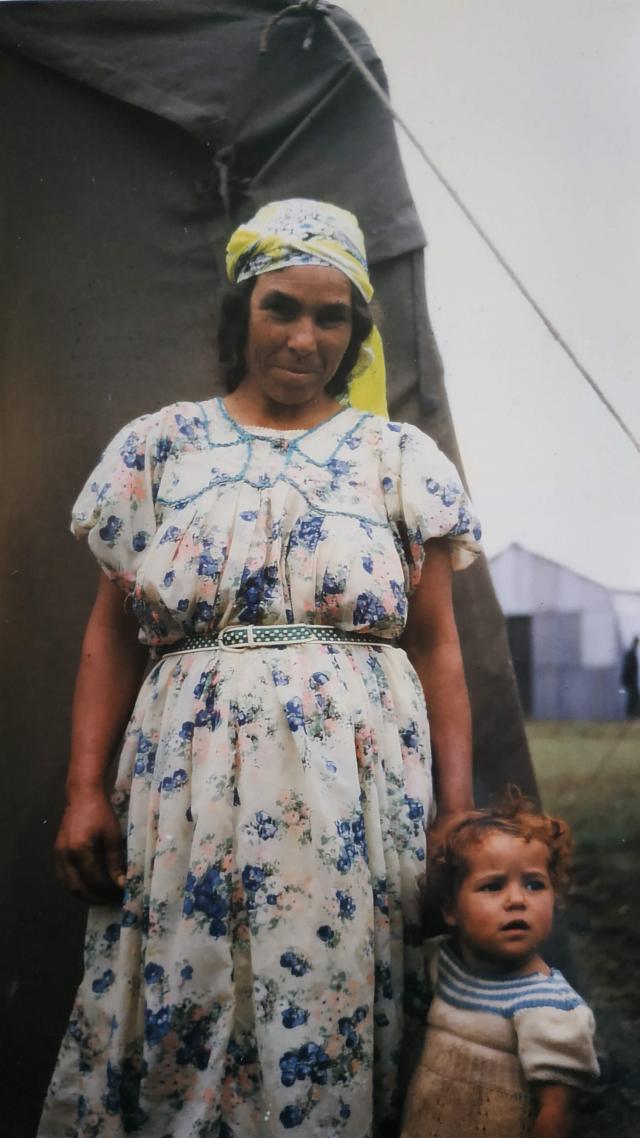 femme et son enfatn